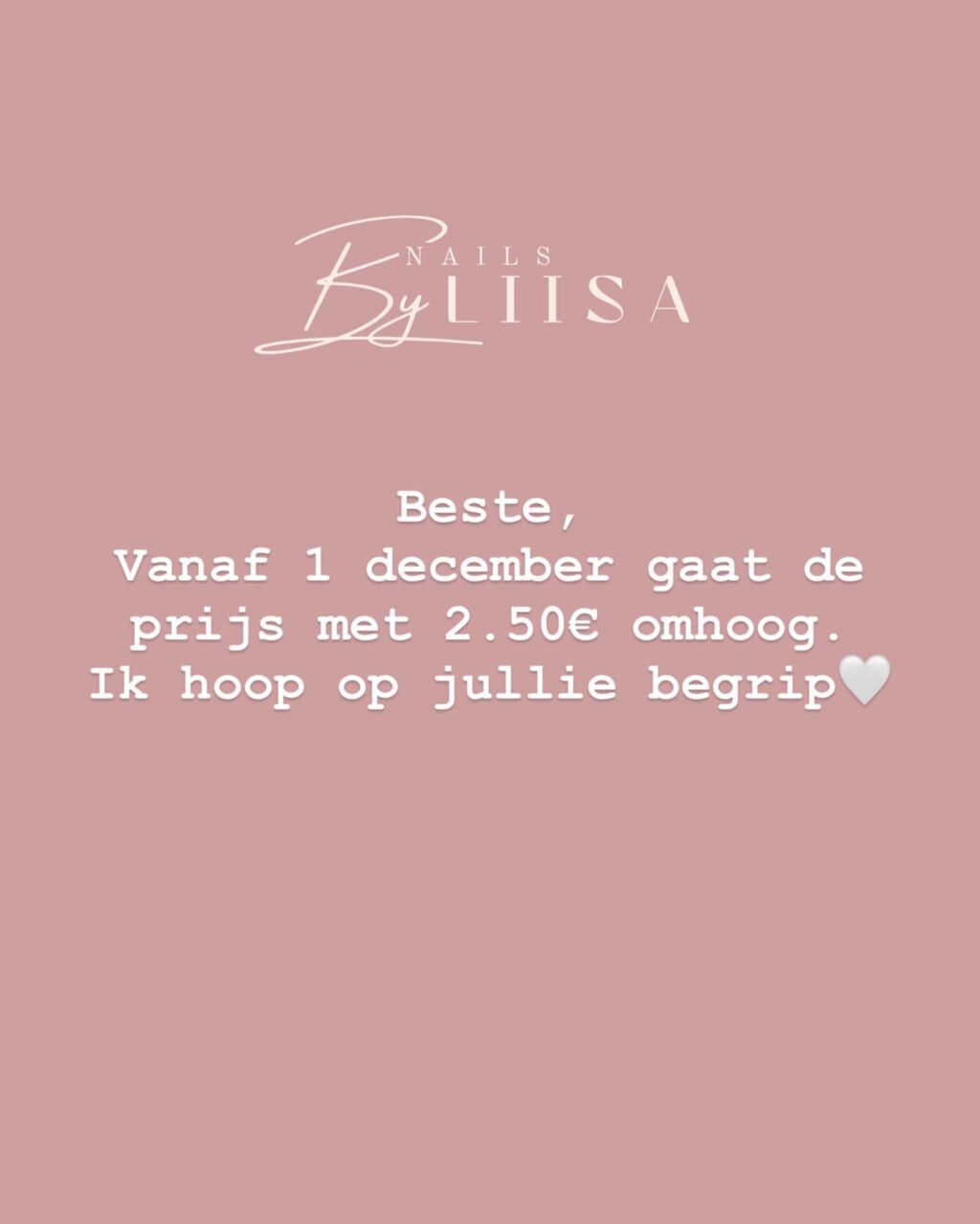 Instagram post from nailsbyliisa_. This post is in position 4.